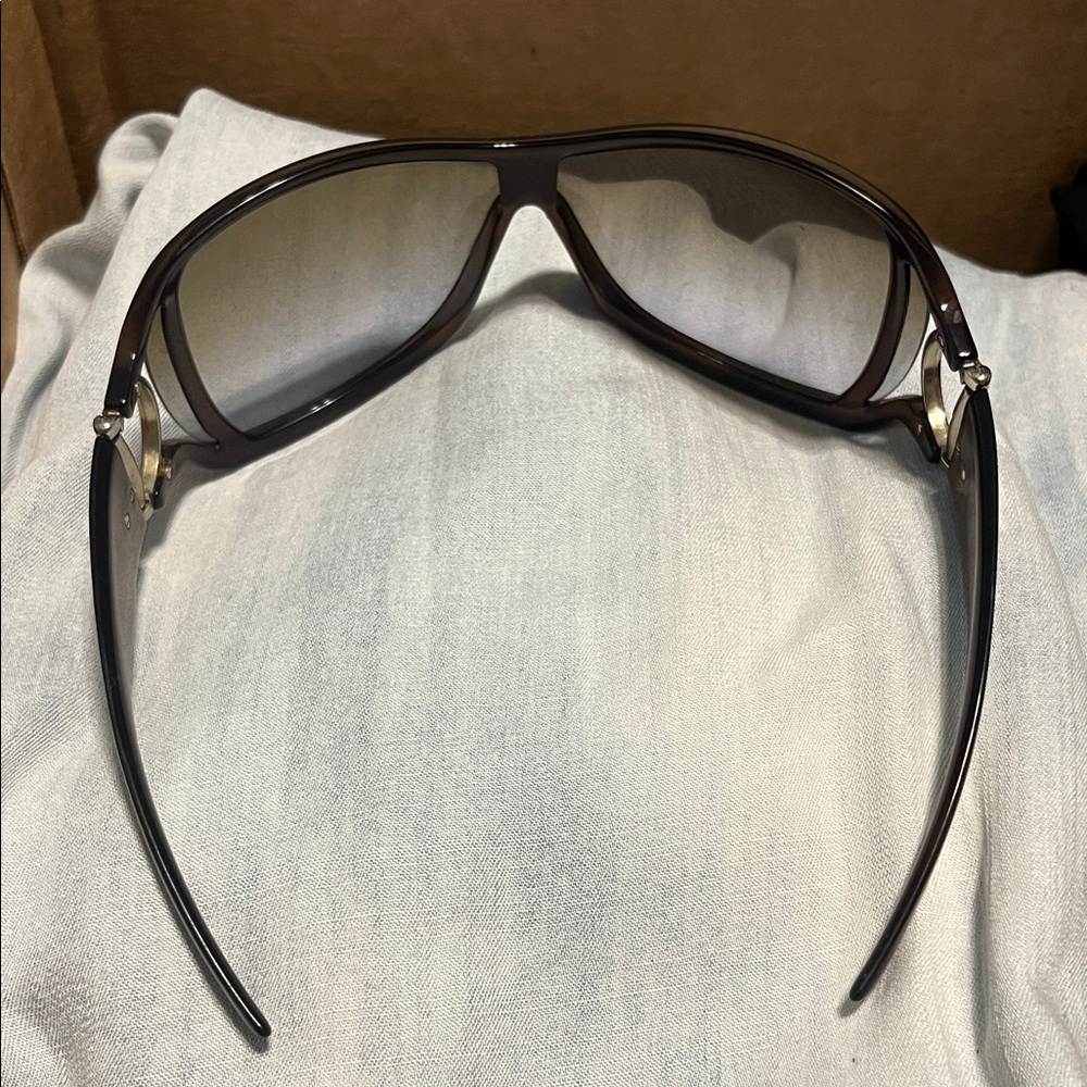 Gucci Dark Brown Sunglasses - Picture 4 of 8